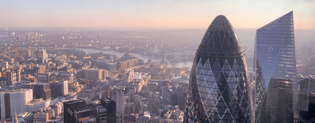 UK offers citizenship to Hong Kong residents