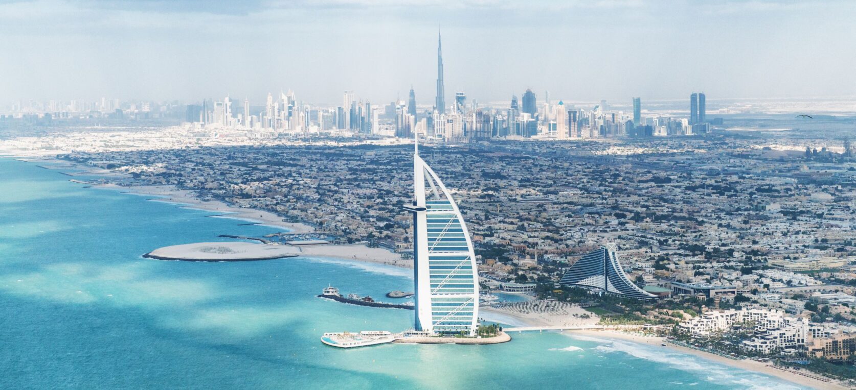 Dubai Work Visa and Permit Guide for UAE Expats
